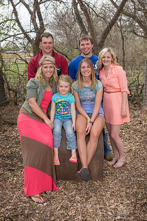 Sholtz Family @ Easter 11