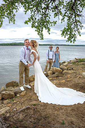 064 BrideandGroom