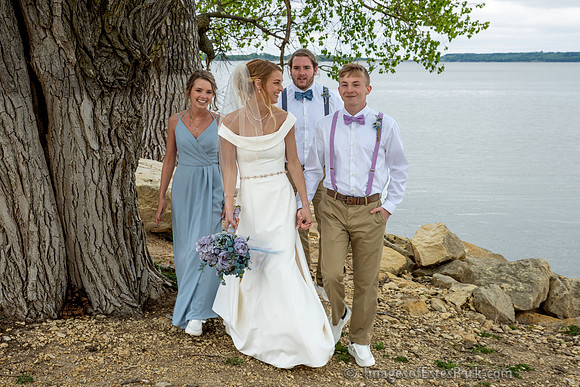 077 BrideandGroom