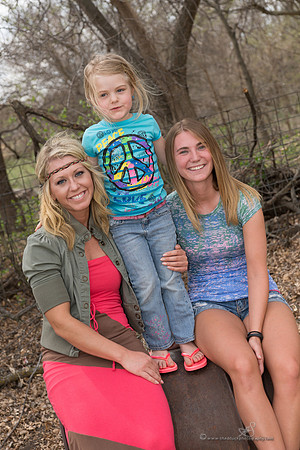 Sholtz Family @ Easter 16