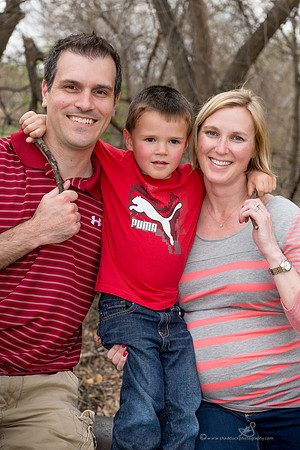 Sholtz Family @ Easter 19