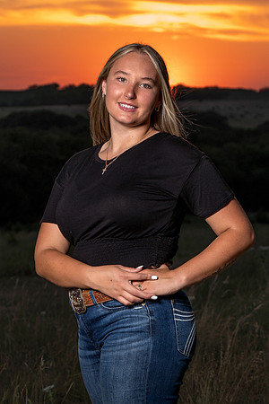 320 Brooke Senior 2025