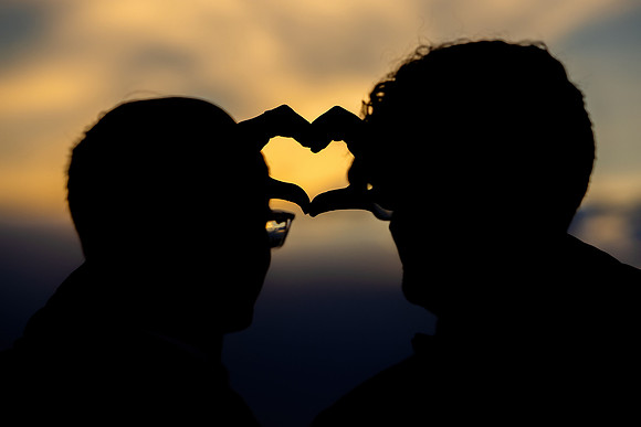 069 Couple
